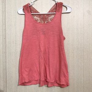 Pink tank top